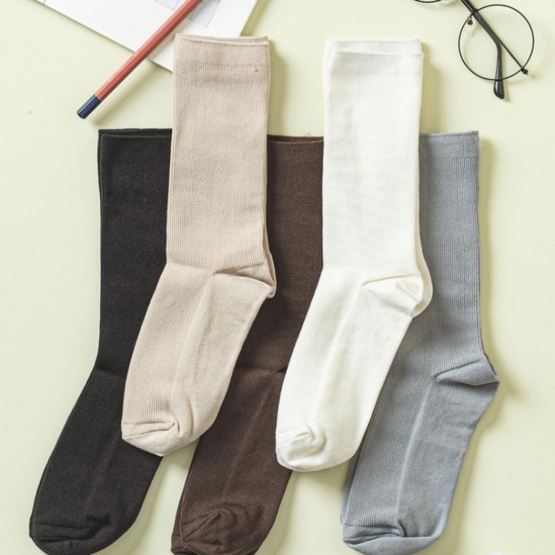 Daiso Ggrn Womens Soft Stocking Socks White