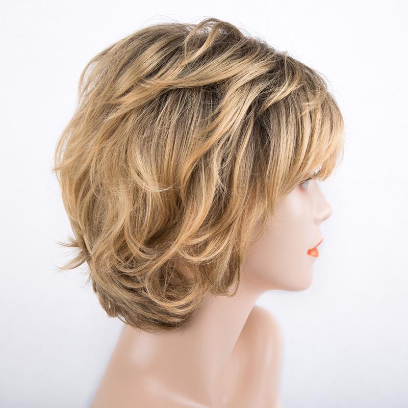 European and American Style Women’s Short Curly Wig with Side-Bangs Fluffy Gradient Blonde Hairpiece for Mature Women