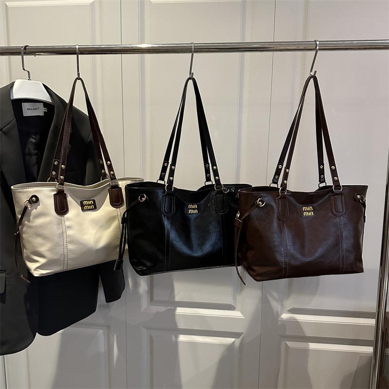 Retro large-capacity tote bag women's new commuting high-value underarm bag casual portable shoulder bag
