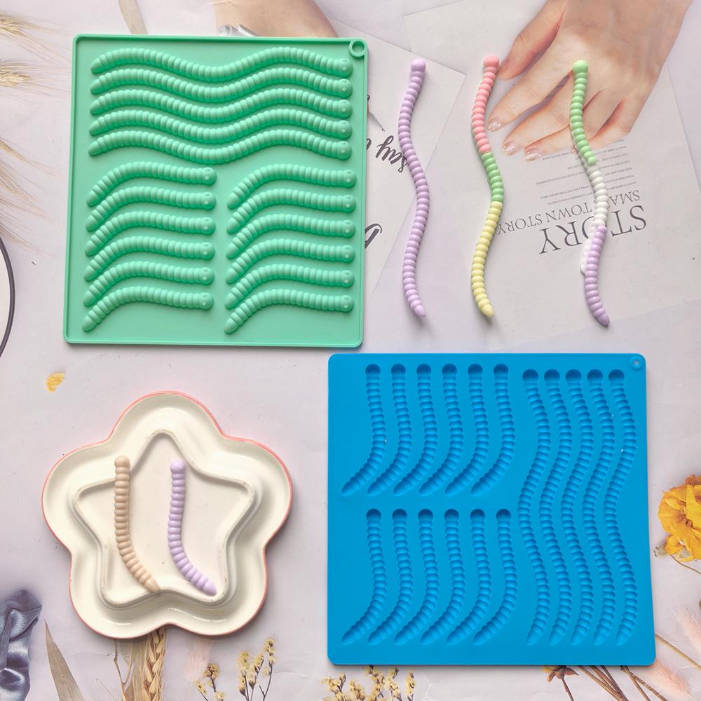 1pc Size and Shape Worm Soft Candy Silicone Mold DIY Chocolate Candy Pudding Biscuit Ice Grid Tray