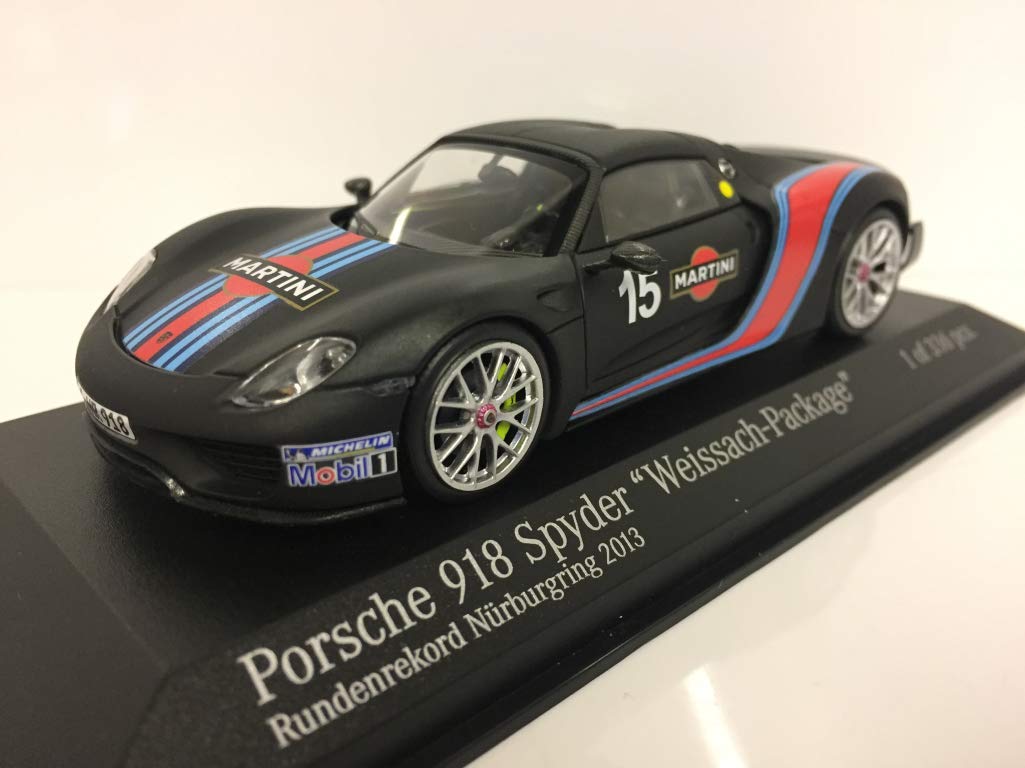 

Minichamps Porsche 918 Spyder Weissach Package 2015 Martini Stripe 1/43 чёрный