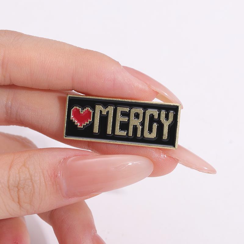 Mercy-merke Undertale-spill Emailepin Kreativitet Tegneserie Dekorative brosjer Krage Reversmerke Mote Smykketilbehør Gave