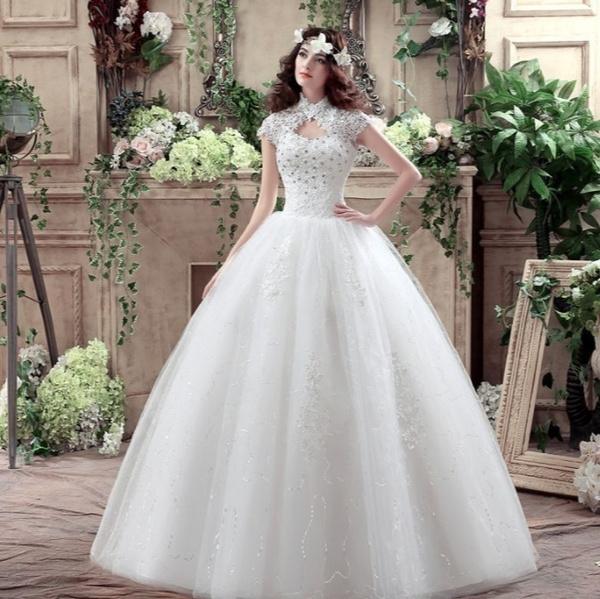 Bridal Wedding Dress Gown White Ivory Lace Floral Sleeveles Skirt