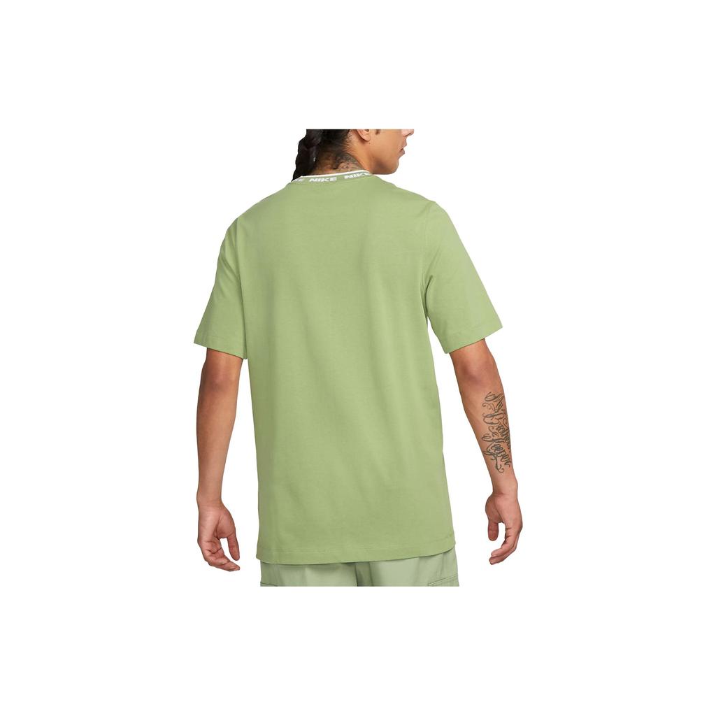 Nike Camiseta masculina com estampa de logotipo de carta de clube, gola redonda, manga curta, vintage americana, tops verde-óleo FB7310-386