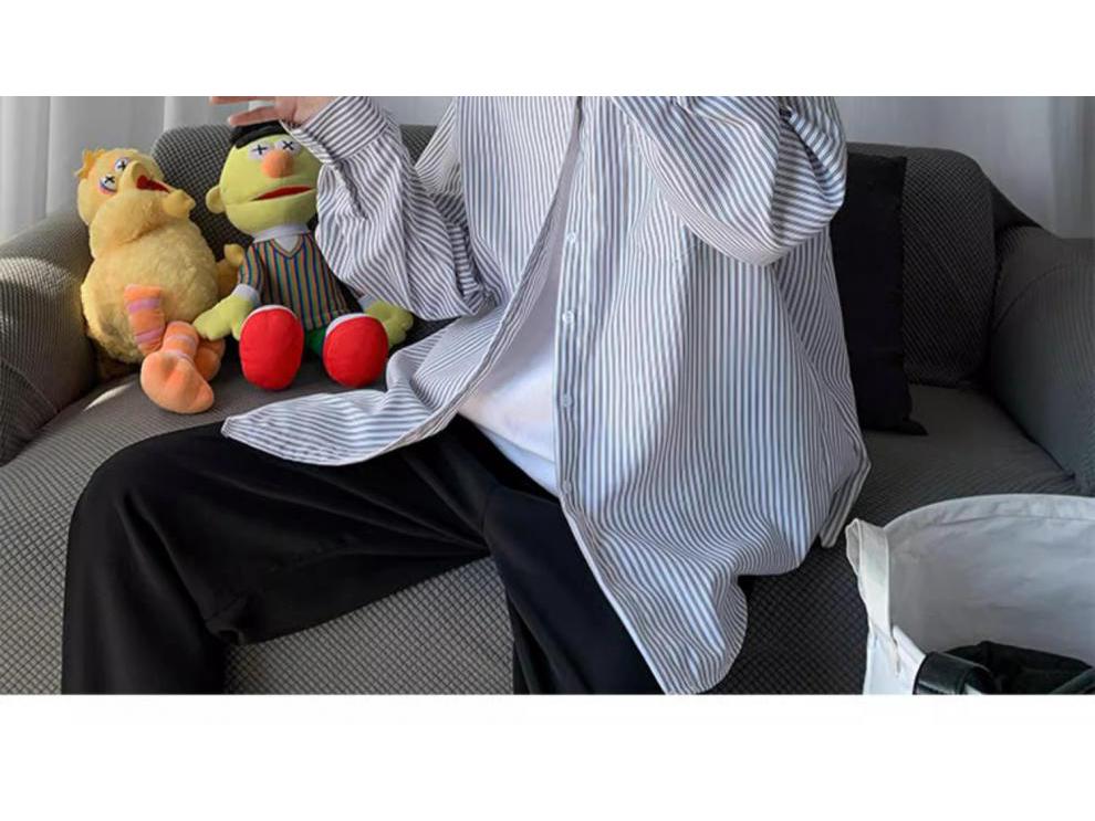 Men's Retro Striped Long-Sleeve Shirt: Casual, Versatile, Loose-Fit Top for Spring/Summer 2024