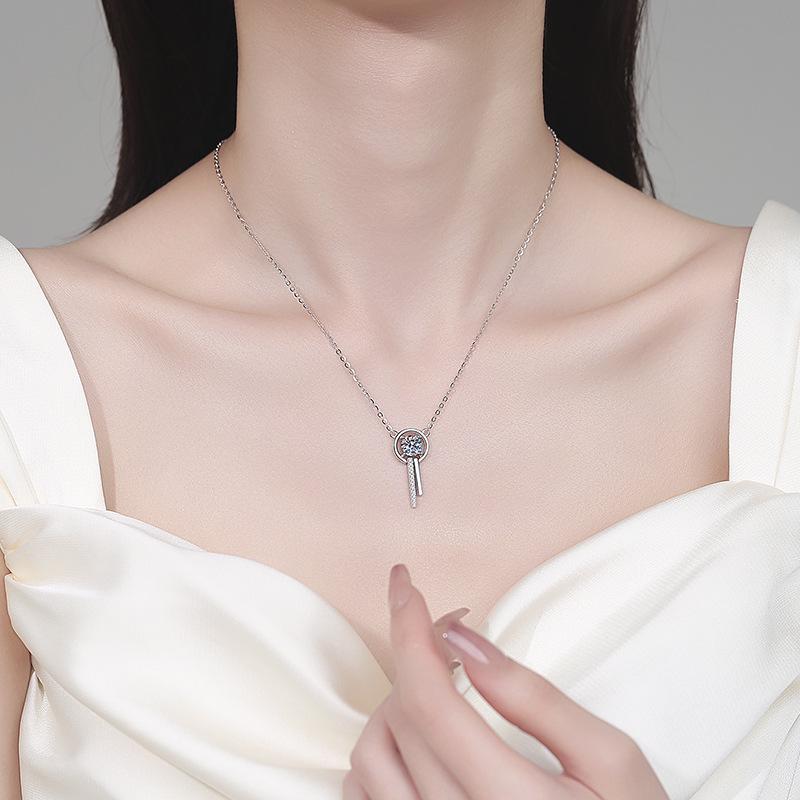 Yinbaichuan S925 Silver Moissanite Tassel Necklace for Women - Simple, Versatile Clavicle Pendant