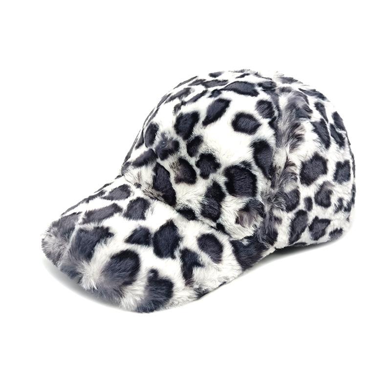 Women's Winter Leopard Pattern Baseball Cap Fashion Warm Plush Hat Versatile Shading Duck Tongue Cap Street Rebound Cap