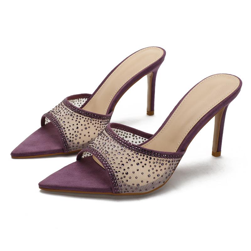 

Стильные женские босоножки на шпильке со стразами — удобные для ношения на открытом воздухе 34
