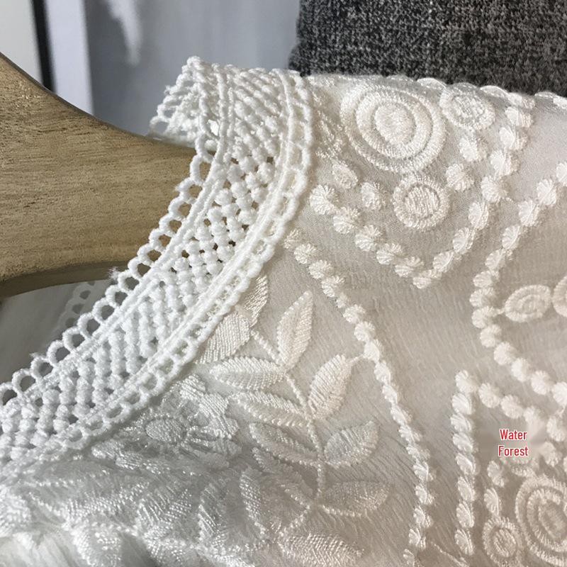10mm Imitation Silk Floral Embroidered Lace Short-Sleeve Top for Women