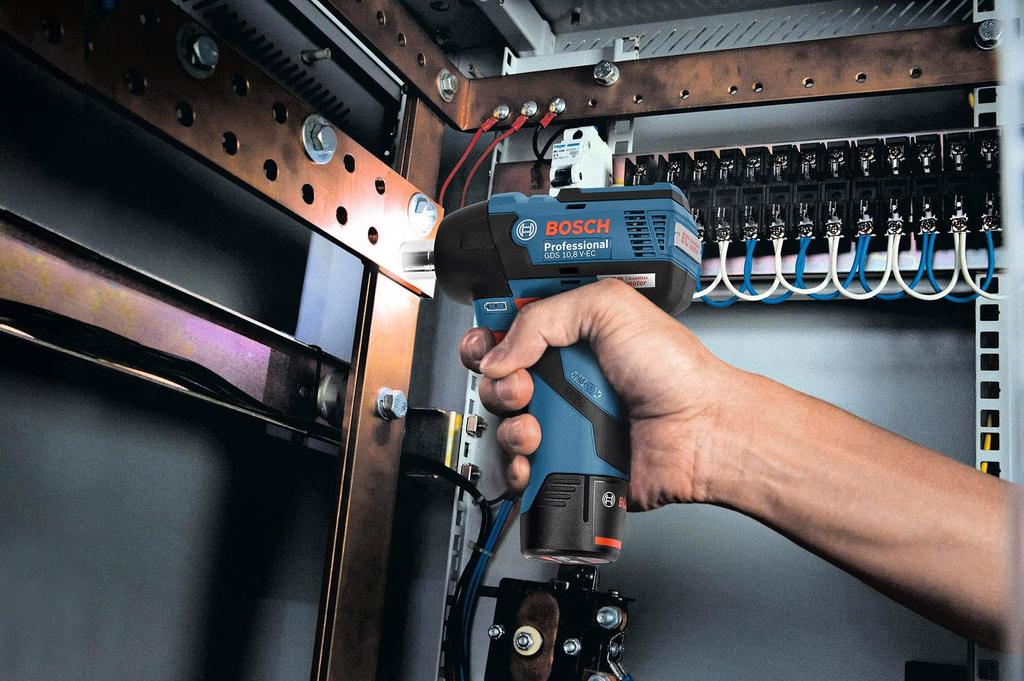 Bosch Professional Akku-Schlagschrauber 2 Tragekoffer 10,8V (2,0 Ah Stück, Ladegerät, inklusive) GDS10.8V-EC