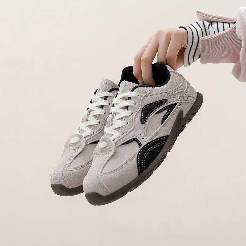Fashion Women's Shoes Lace-up Women's Vulcanize Shoes 2025 Fashion Color Matching Ladies Casual Shoes New Round Head Classic Sneakers