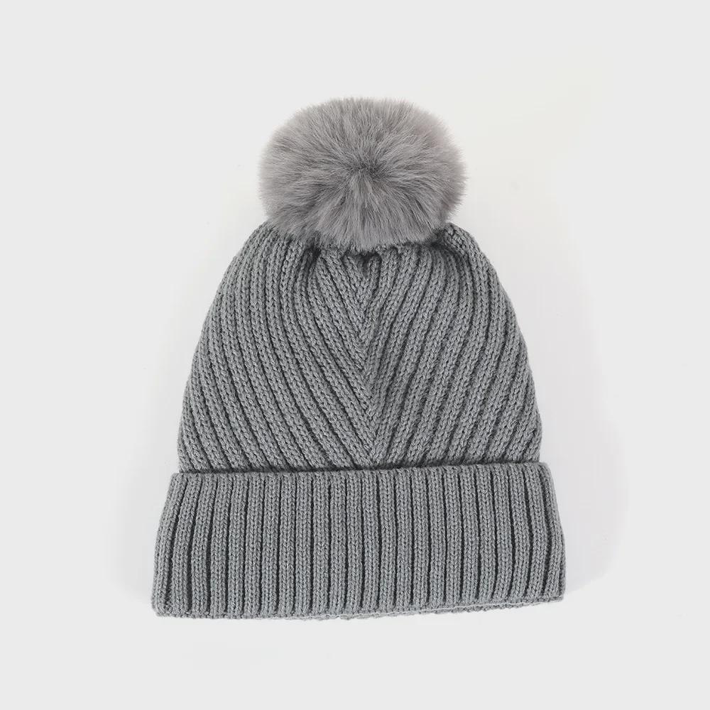 European & American Style Warm Woolen Knit Hat for Women with Ear Protection