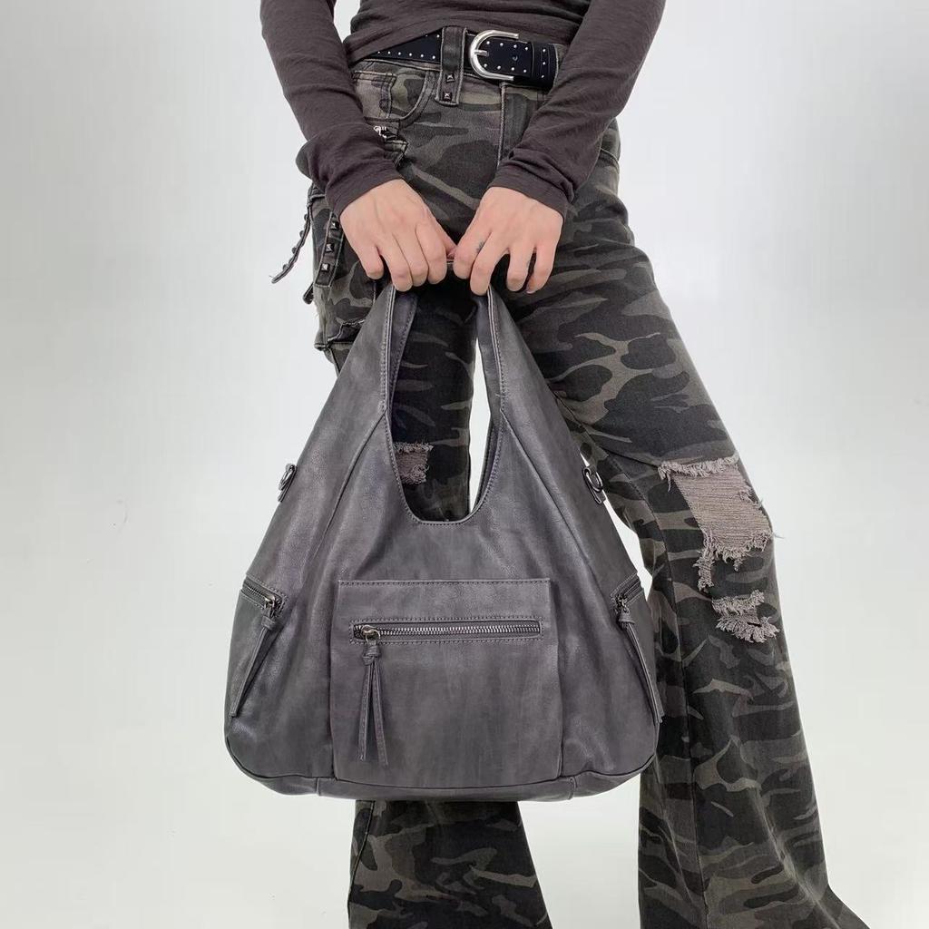 Personalized Street Dark Style Women's Shoulder Bag with Large Capacity and Multiple Pockets, Millennium Retro Tote Bag