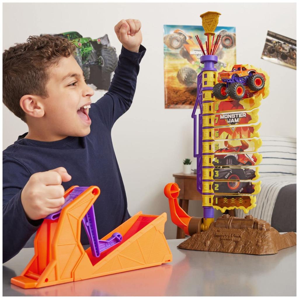 Monster Jam El Toro Loco Big Air Challenge Playset with Exclusive Monster Truck, Over 20" Tall, 1:64 Scale Kids Toy for Boys Ages 3+