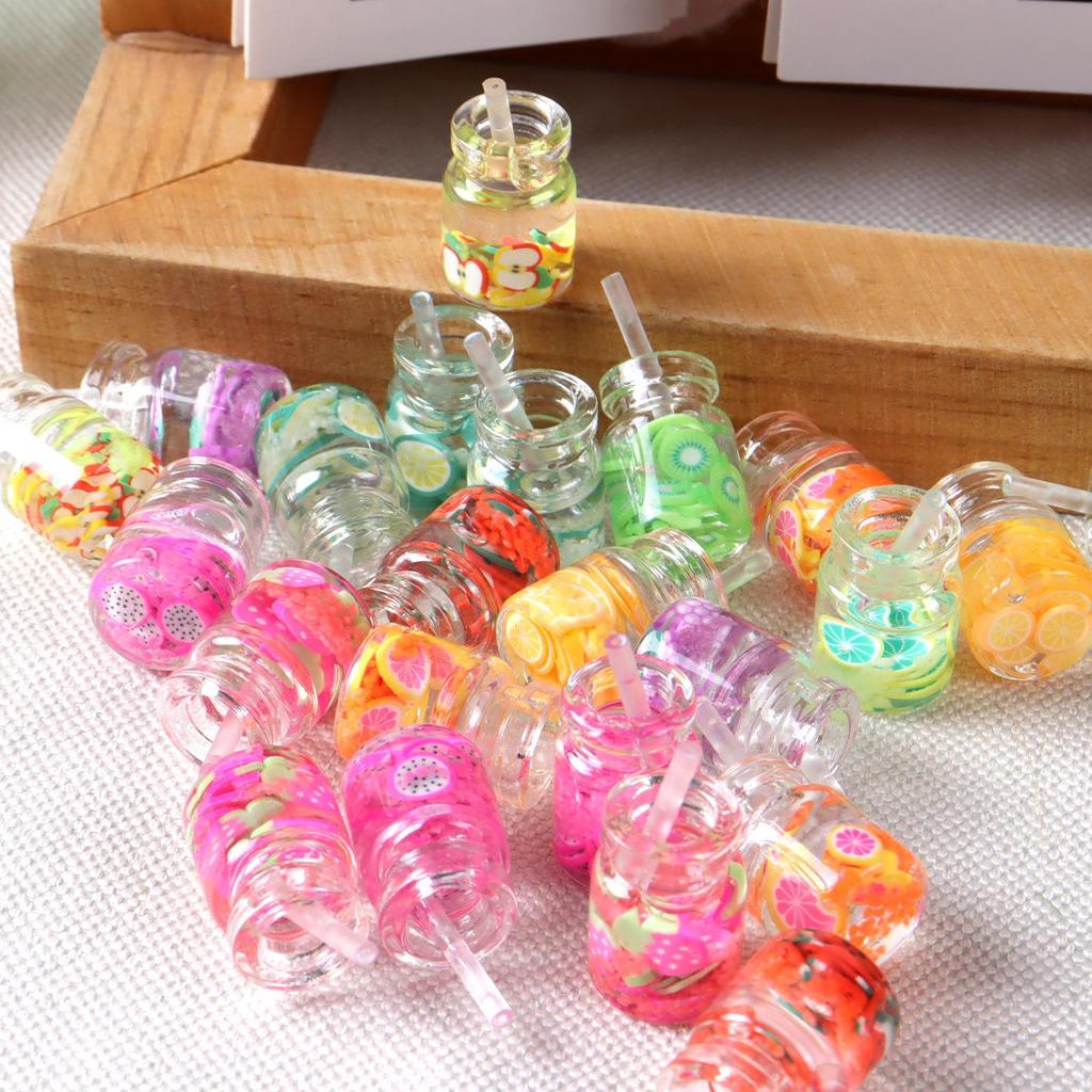 Ręcznie robione miniatury jedzenia i napojów do domku dla lalek: Ciasto, Sok, Talerze