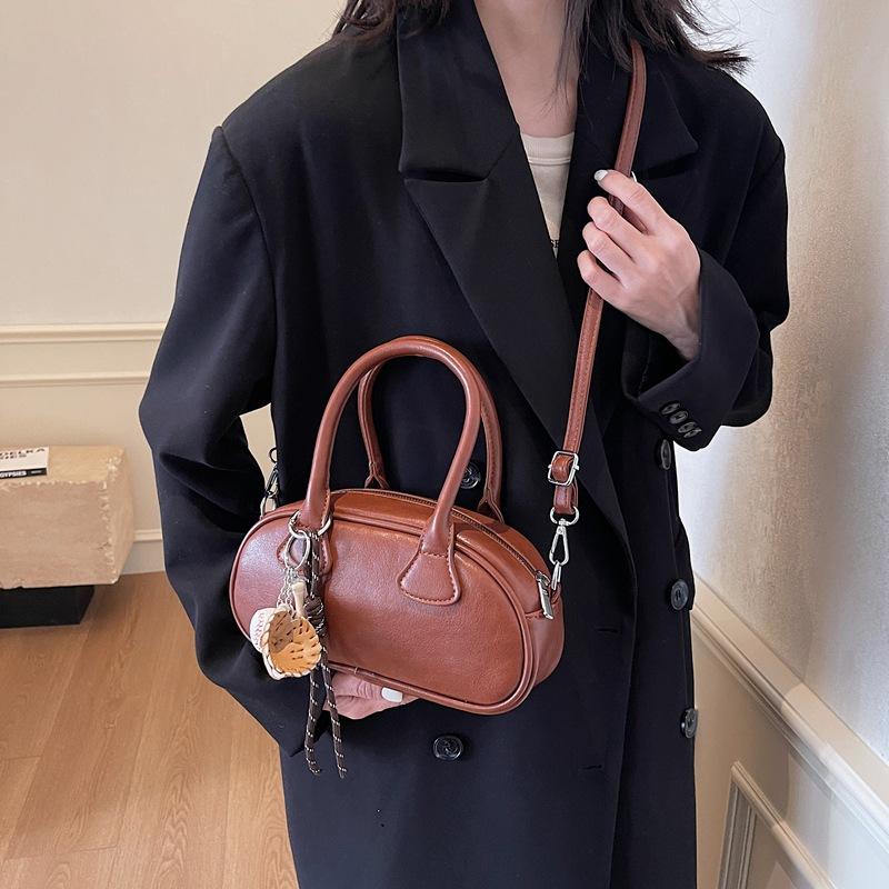 Hand Carry Fashion Bag New Versatile Shoulder Women's Bag