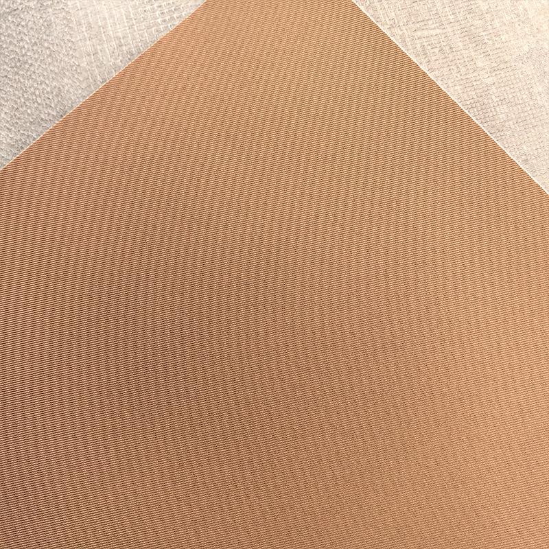 Samolepicí látkové záplaty na opravu pro renovaci pohovky, stěny, oděvů a závěsů.