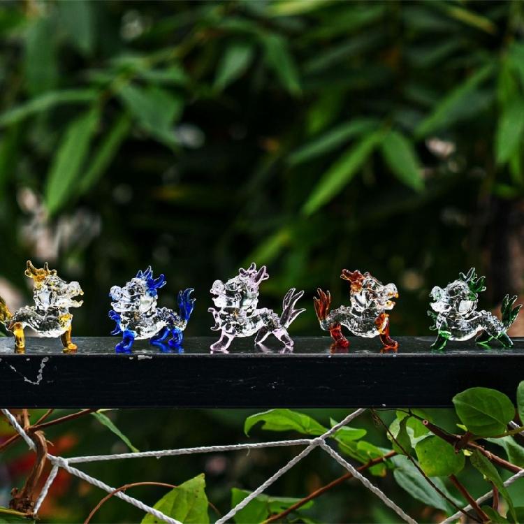 Delicate Crystal Dragon Sculpture Symbol of Luck Wealth Animals Collectible Gift
