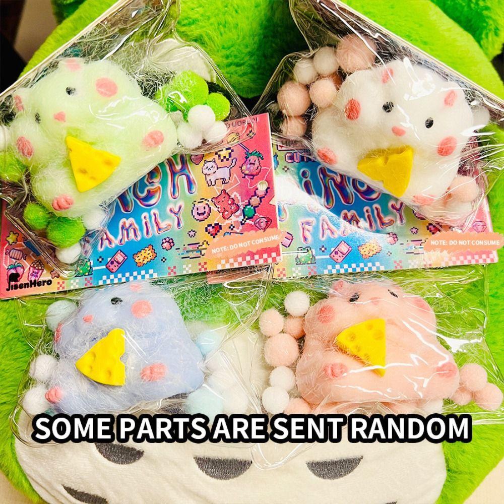 

TPR Hamster Decompression Toys Flocking Stress Toy New Hamster Vent Toy Adult білий