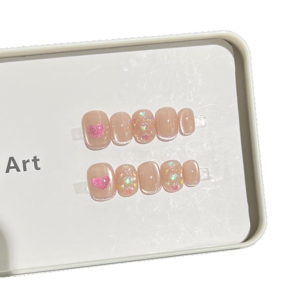 Simple White Cat's Eyes Nail Art Cute Hand-painted Love French Armor Piece Pure Hand-wearing Short Style