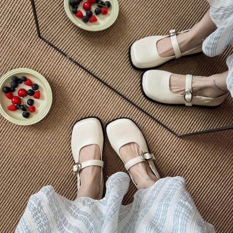 Soft-soled Shallow-mouth Single Shoes Women's Summer New Fashion Retro with Skirt Mary Jane Flat-soled Small Leather Shoes