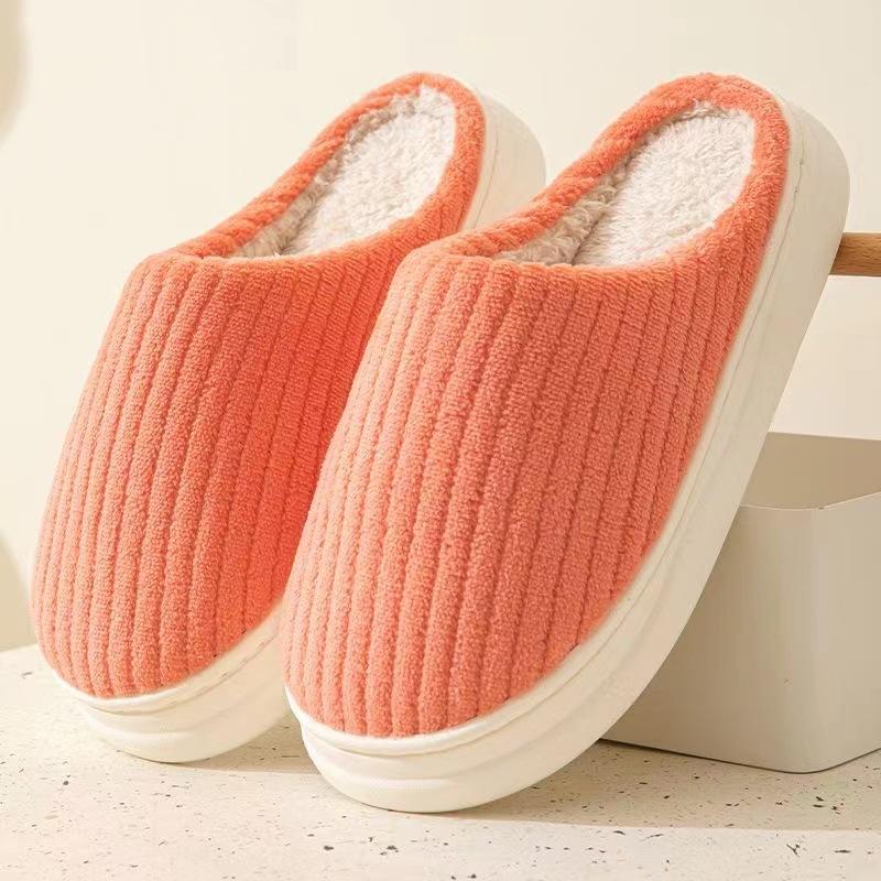 Cotton Slippers Women's Velvet Slippers Winter New Warm Cotton Drag Couple Cotton Shoes Silent Non-slip Wool Slippers