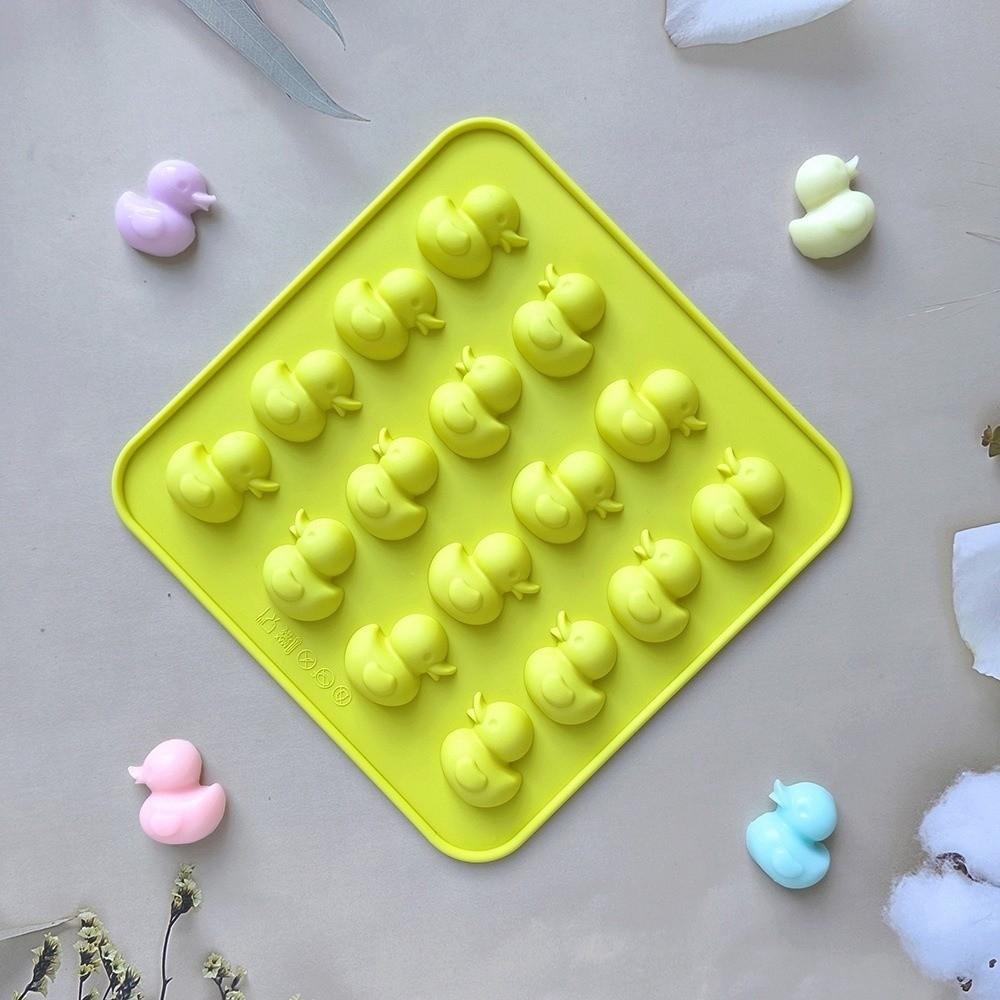 Animal Cake Cartoon Duck Silicone Mold 16-Cavity Flexible Chocolate Mold Trapezoid Shape BPA Free Baking Mold For Baking