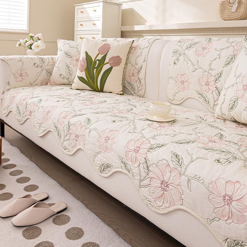 

Washed cotton sofa cushion embroidery four seasons universal 2025 new leather sofa non-slip seat cushion straight row light luxury 45 * 45cm pillow cover
