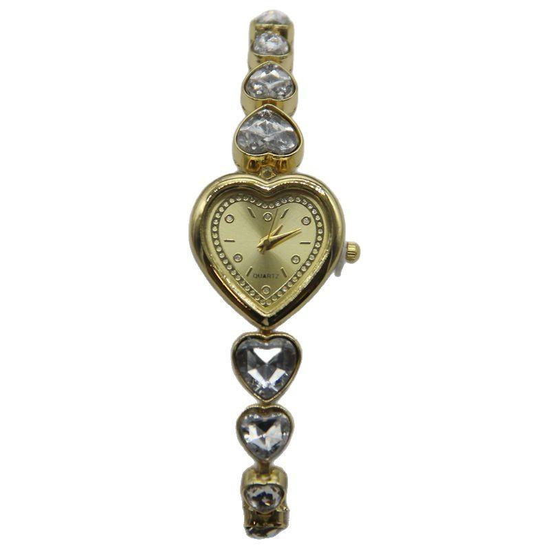 UTHAI CQ404 Fashionable Women watchheart-shaped diamond braceletelegant temperament quartz watchwatches for woman