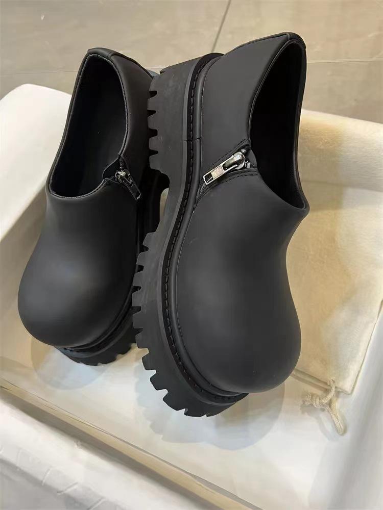 Fashion Men and Women Vintage Thick Bottom Couple Shoes 2024 New Leather Retro Boots Design Casual Unisex Single Platform Shoes