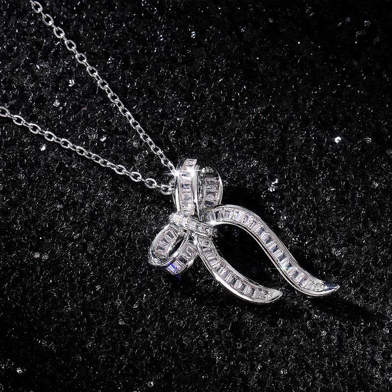 Ladies' Bow Pendant Necklace, Fashionable Collarbone Chain, Elegant Sparkling Design Jewelry, Daily Wear, Gift Giving