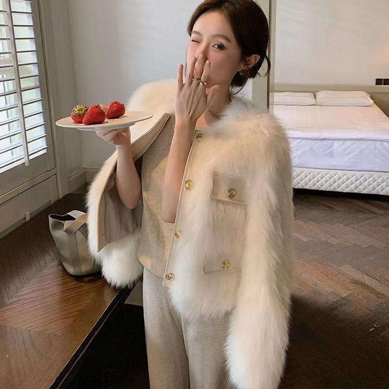 

Женская меховая куртка осенне-зимняя легкая новая имитация лисьего меха приталенное тонкое меховое пальто S