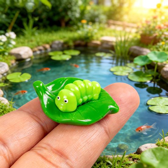 5 Pcs Mini Green Leaf Insect Figurine Tiny Ladybug Bee Worm Ornament for Car Interior Office Desk Decor Fairy Garden Micro Landscape