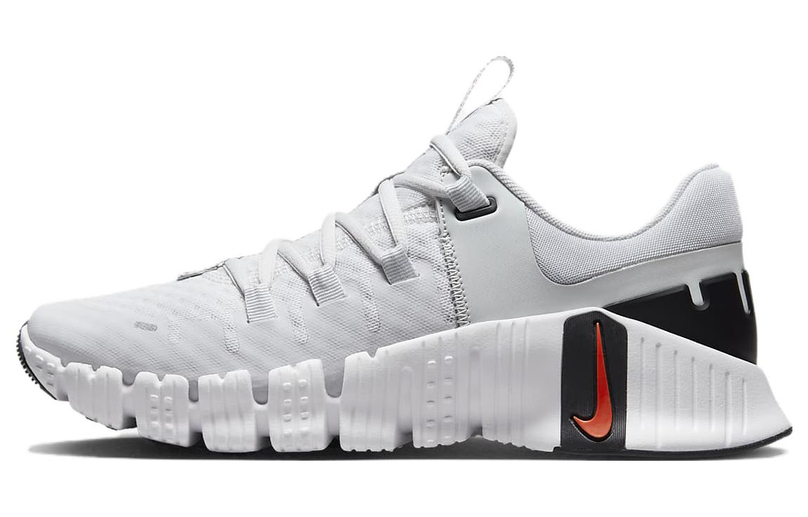 Nike Free Metcon 5 Photon Dust Picante Red Women s DV3950-002 37.5