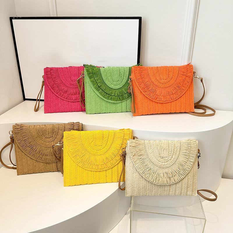 Straw Handmade Weave Clutch Bag Solid Color Pouch Purse Female Summer Flap  Beach Wallets Crossbody Bag
