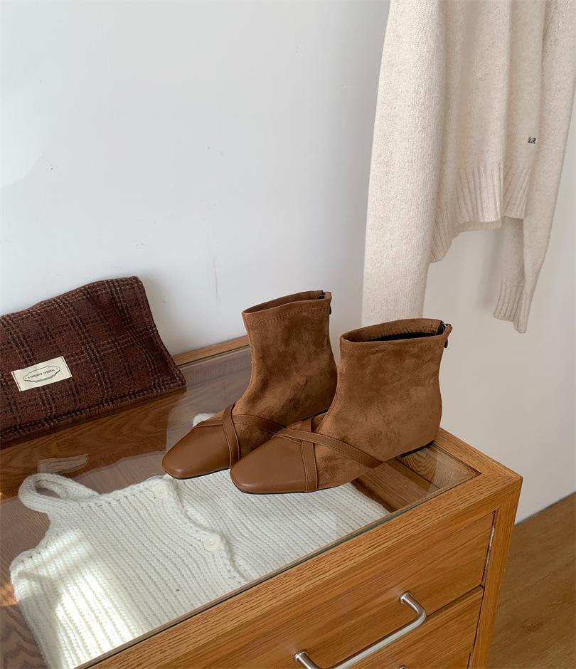 

2025 Huge good-looking foreign-style small short boots children s autumn and winter new popular design Korean small bare boots thin boots 39 светло-коричневого