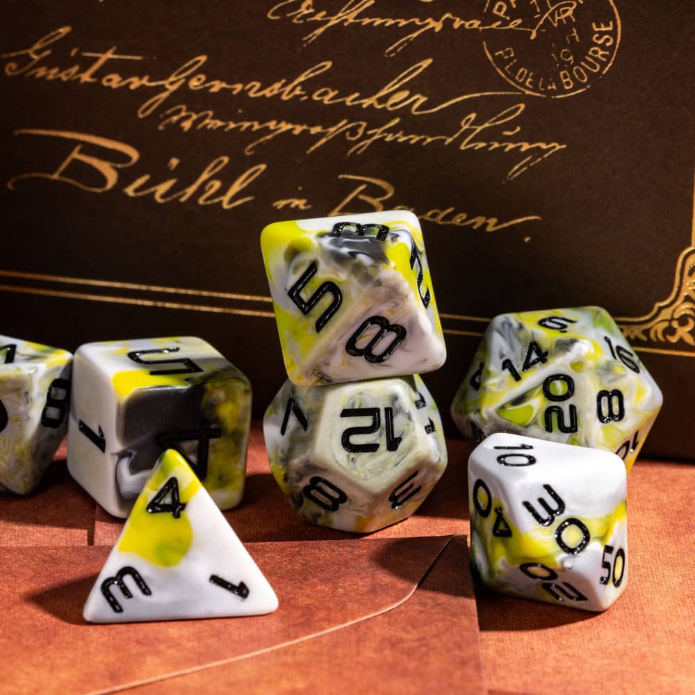 Cusdie Camo DND Dice 7-Piece RPG Polyhedral Dice Set Resin D20 D12 D10 D8 D6 D4 D% for D&D Pathfinder Cthulhu Tabletop Games