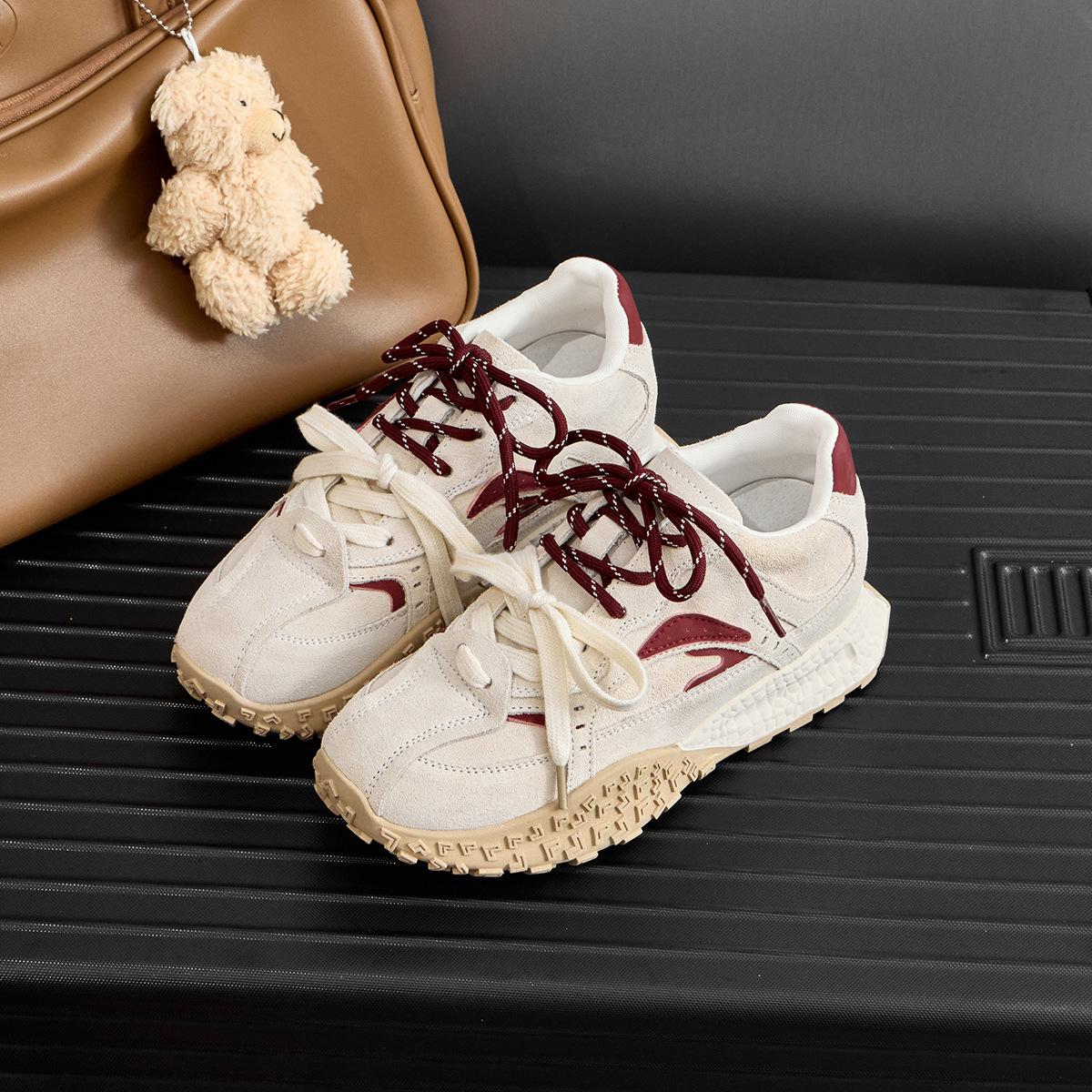 

Leather German training shoes Small thick-soled inner height-increasing women s shoes 2025 spring new Forrest Gump shoes Casual sports shoes 39