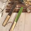 Bambus geschnitzter Fächerknochen Retro Muschelfächer Vintage Gold Silber Seidengarn Stoff Einfacher Faltfächer Hochzeits Tanz Handfächer Geschenk Dekor