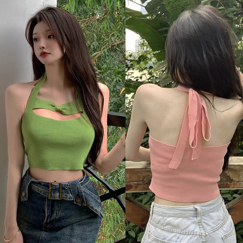 

Женская трикотажная майка без рукавов с открытым пупком