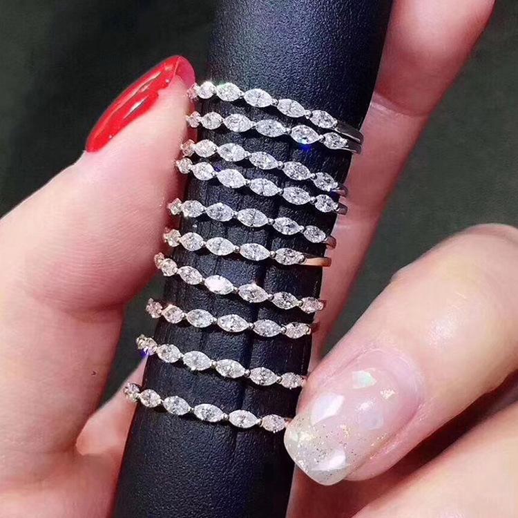 Simple Fairy Half Circle Horse-eye Diamond Ring