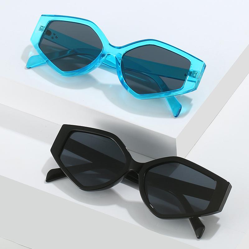 2023 Minimalist Geometric Triangle Sunglasses - European & American Fashion Street Style