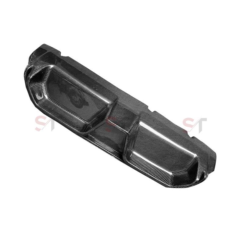 CS Style Carbon Fiber Rear Diffuser Lip for BMW 5 Series G30/G38 and M5 F90.