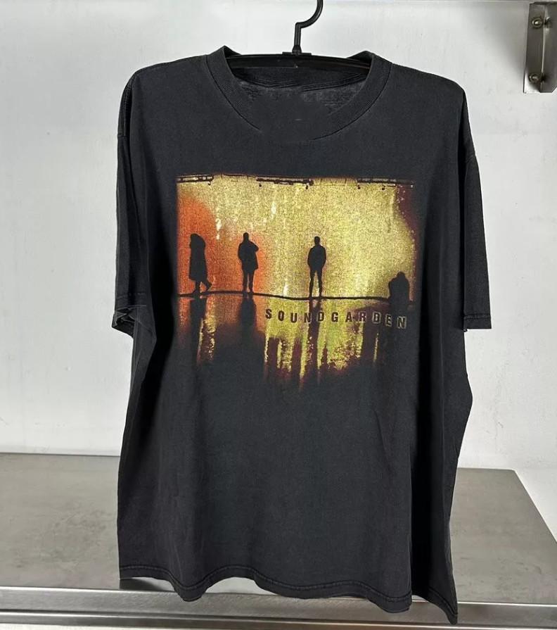 

90s Soundgarden Down on the Upside Tour T-shirt size S-4XL XL