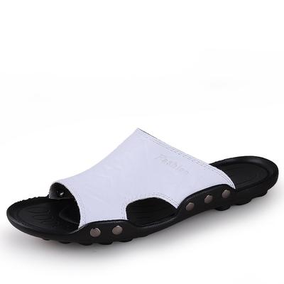Pantoufles décontractées pour hommes Marque célèbre Cuir véritable Sandales d'été classiques de plage pour hommes Chaussures de mode cool Sandalias Taille 36-46