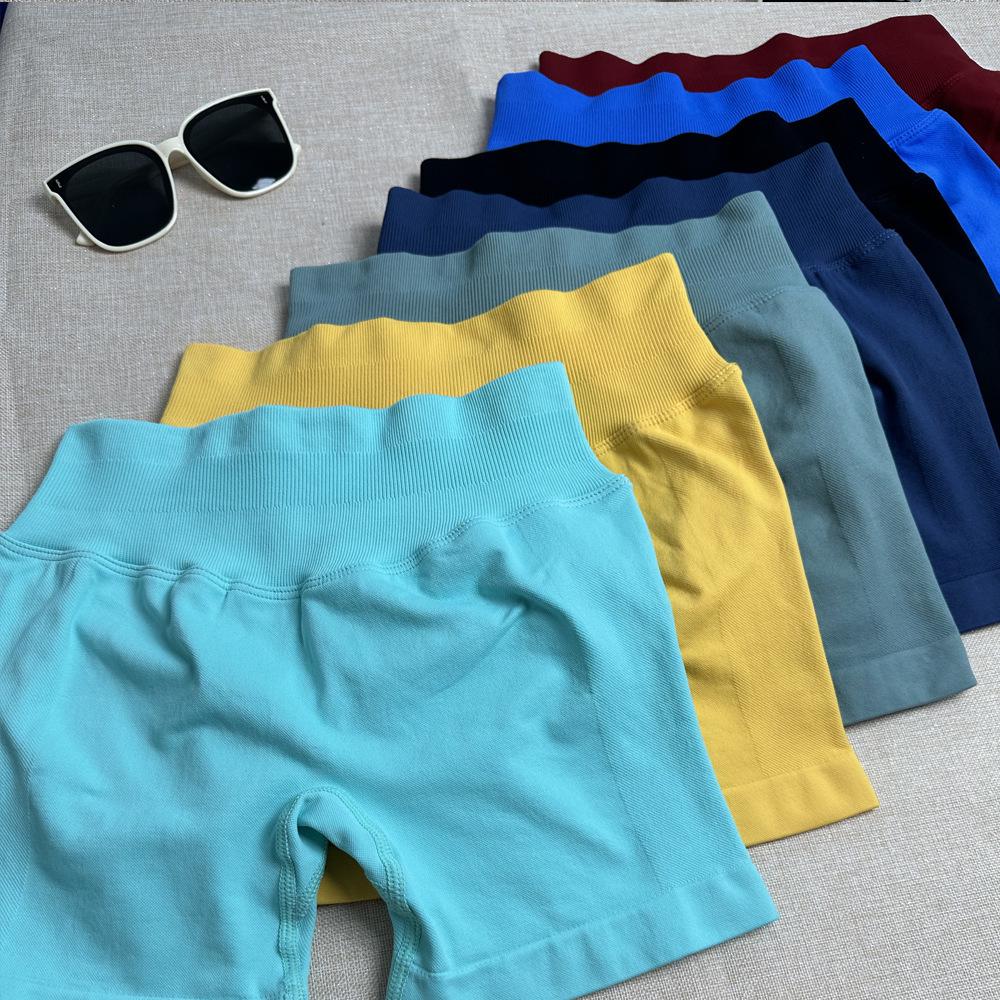 DFYNE Candy Color Raffung Nahtlose Yoga-Shorts - Dreiteiliger Bund, Enge Passform