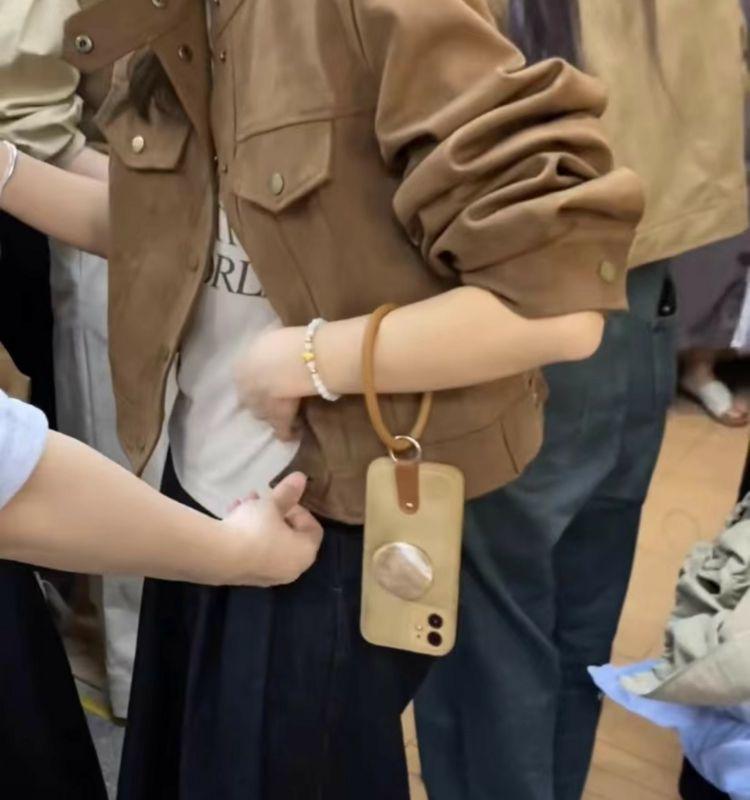 Damen Herbst/Winter Wildlederjacke im koreanischen Stil - Locker geschnitten, schlankmachend, kurz, langärmlig