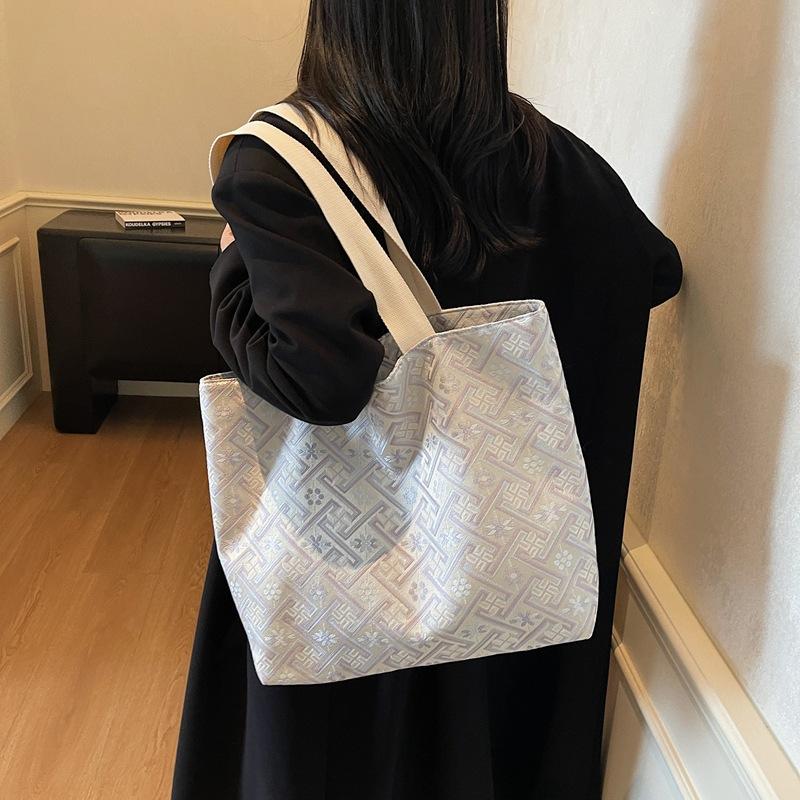 2025 Summer New Chinese Style Fashion Simple and Aesthetic Style Personalized Shoulder Bag Tote Bag Women's Large Capacity