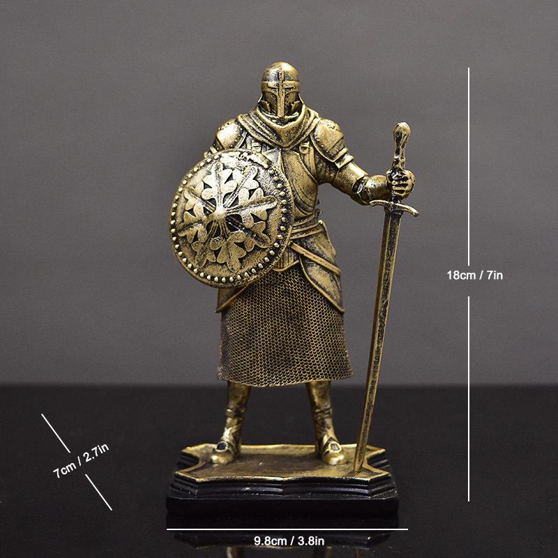 Nordic Victory Knight Resin Figurine: High-End Vintage Office Decor