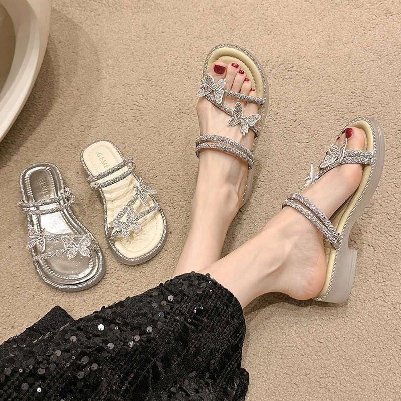 Summer new slippers women's outer wear beach shoes women's temperament with skirt sandals